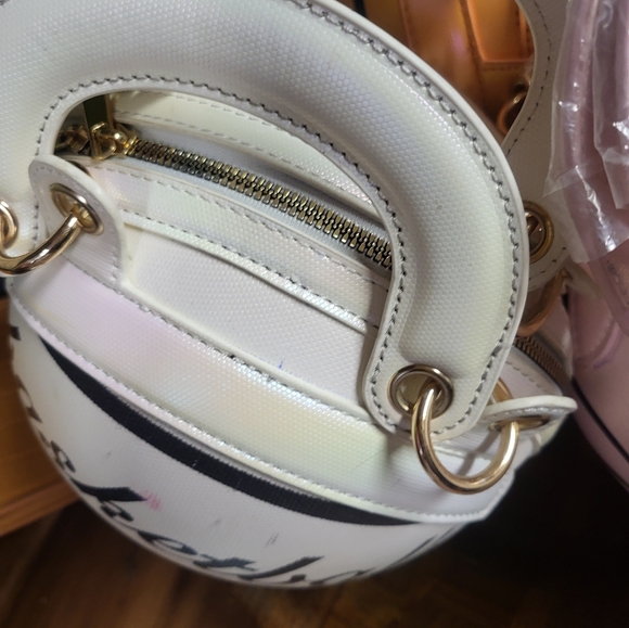 Basketball Purses - Picture 4 of 5